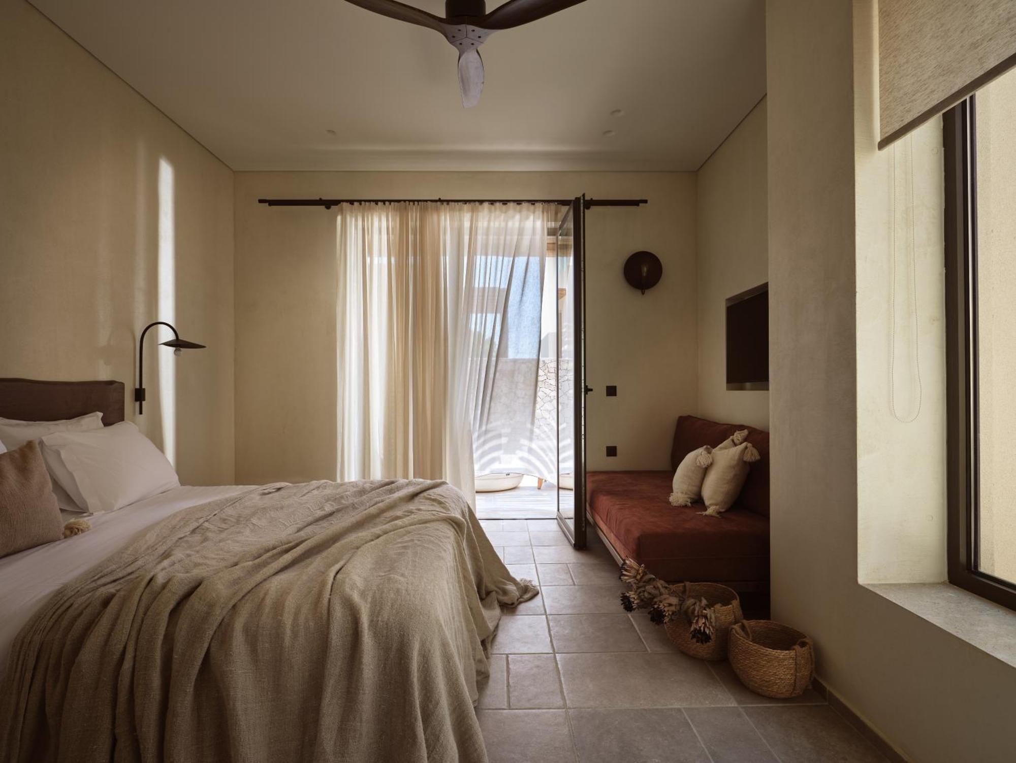 Hotel Pierros