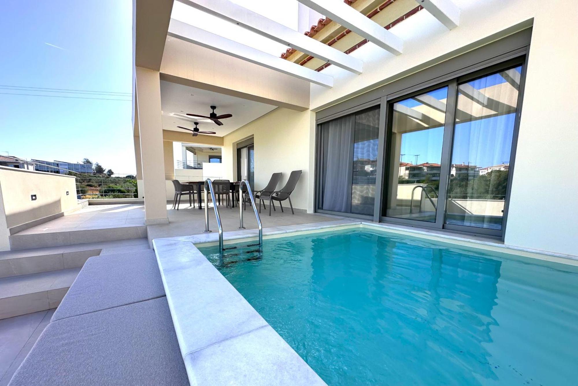 Holiday home Luxury With Private Pools In By Goutos