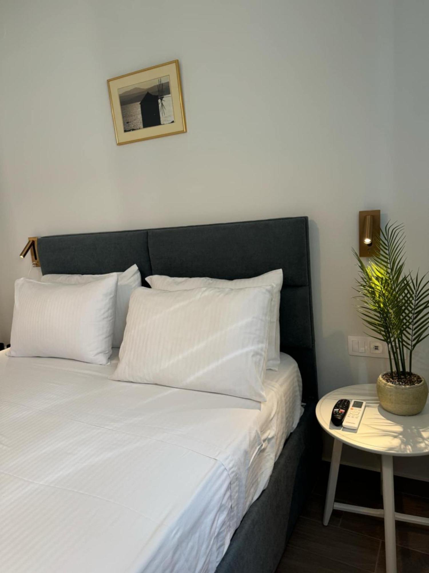 Kyveli Luxuryrooms Apartment Myrina