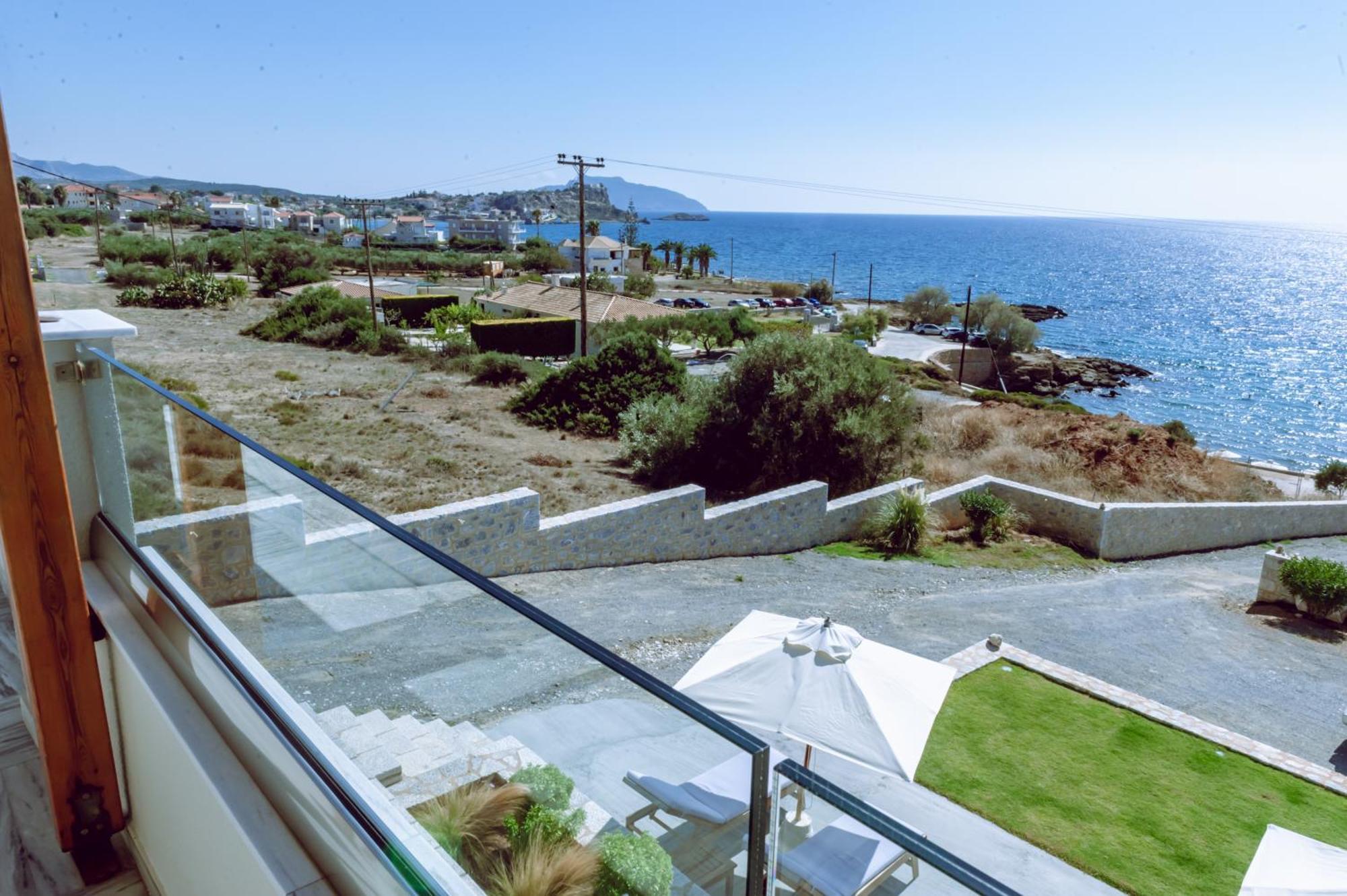 Limanaki Apartment