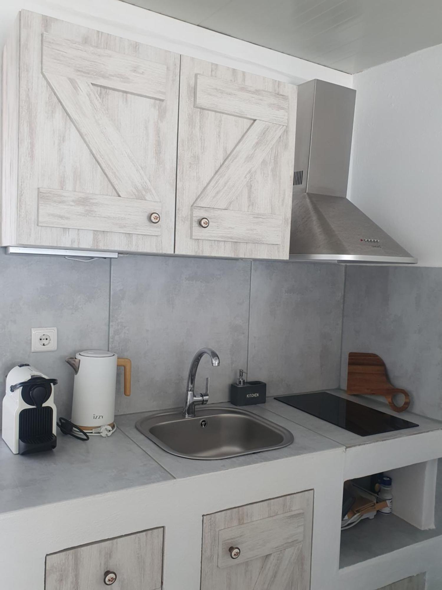 Zacharias Seaside Holiday home