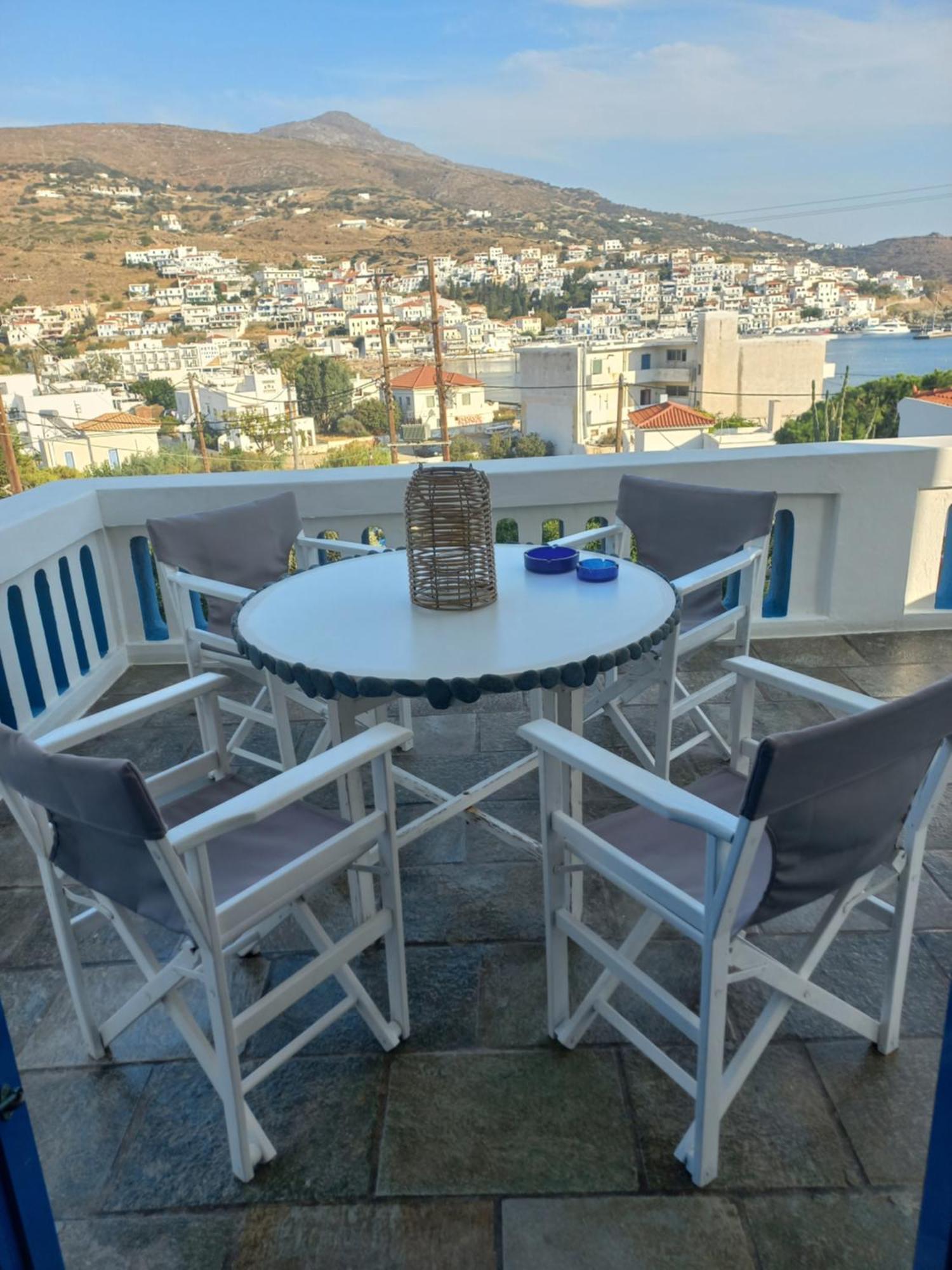 Lilian 1 Apartment Batsi (Andros)