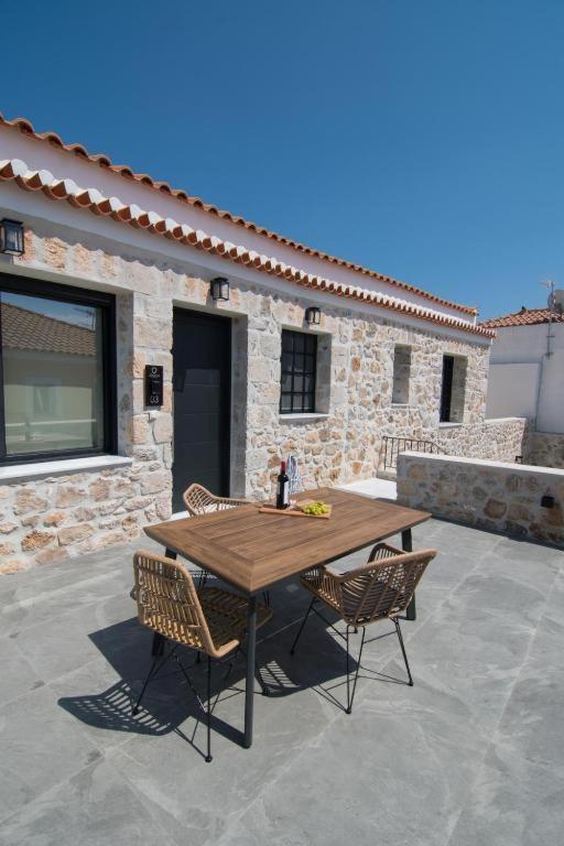 Argolis Stone Homes -δ1 * Kranidi
