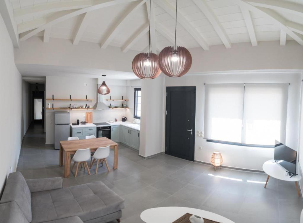 Apartment Argolis Stone Homes -δ1 *