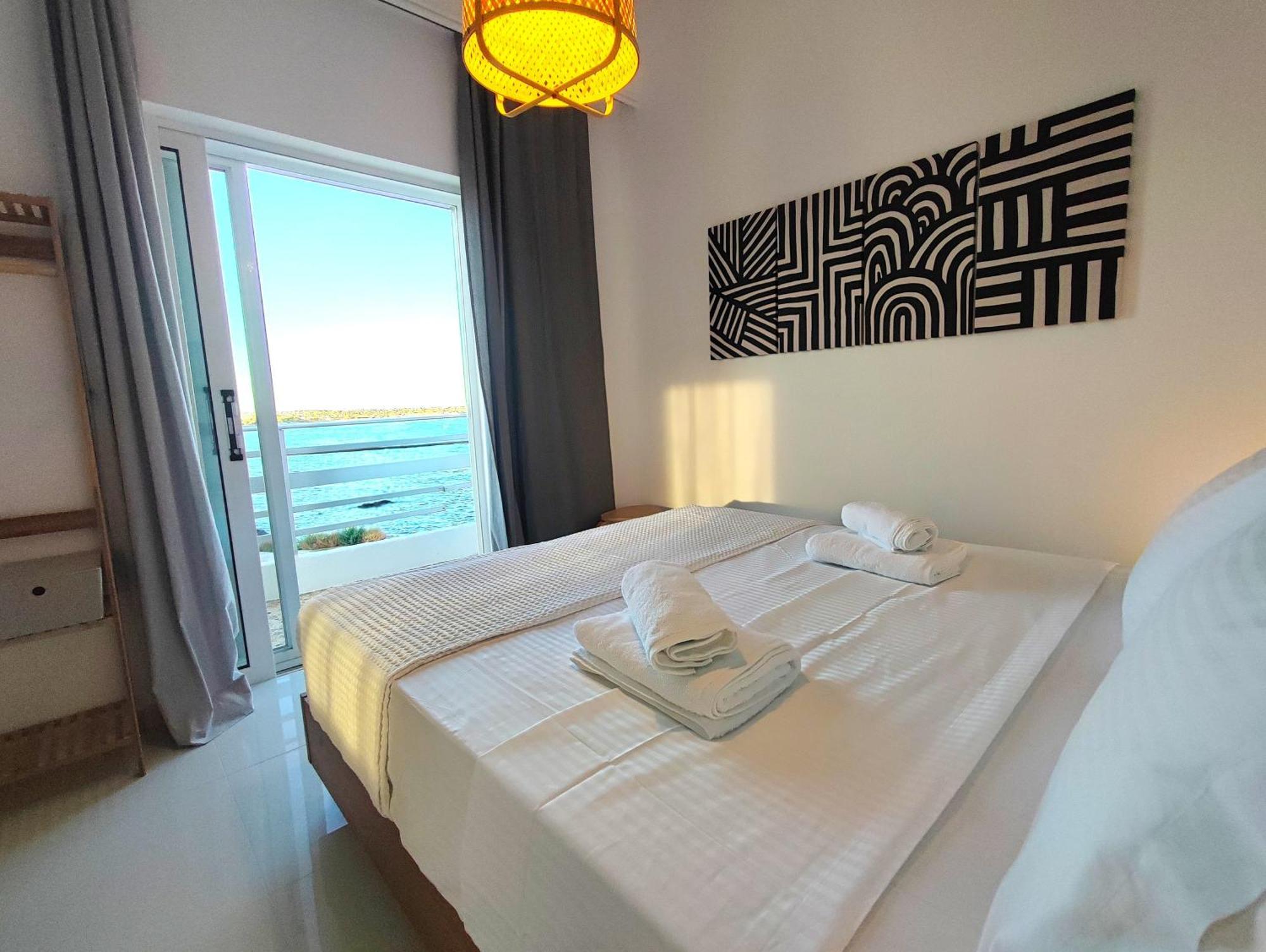 Sirene Beachfront Near Airport Artemida (Attica)