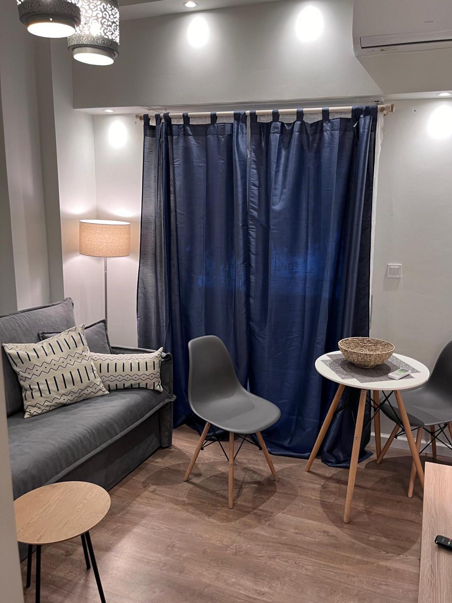 Panos Downtown Flat Apartment *