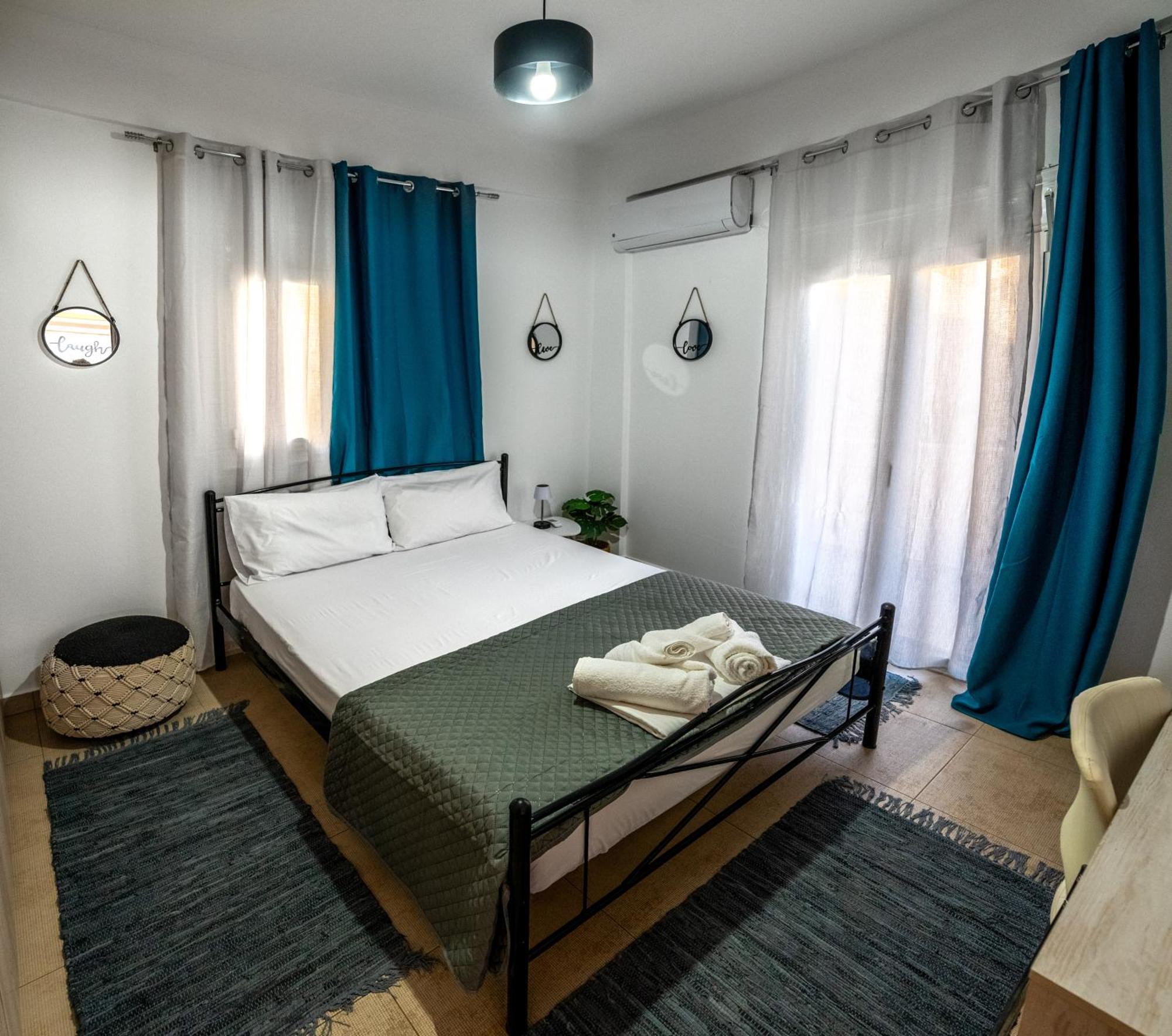 Popi's House In Town Apartment *