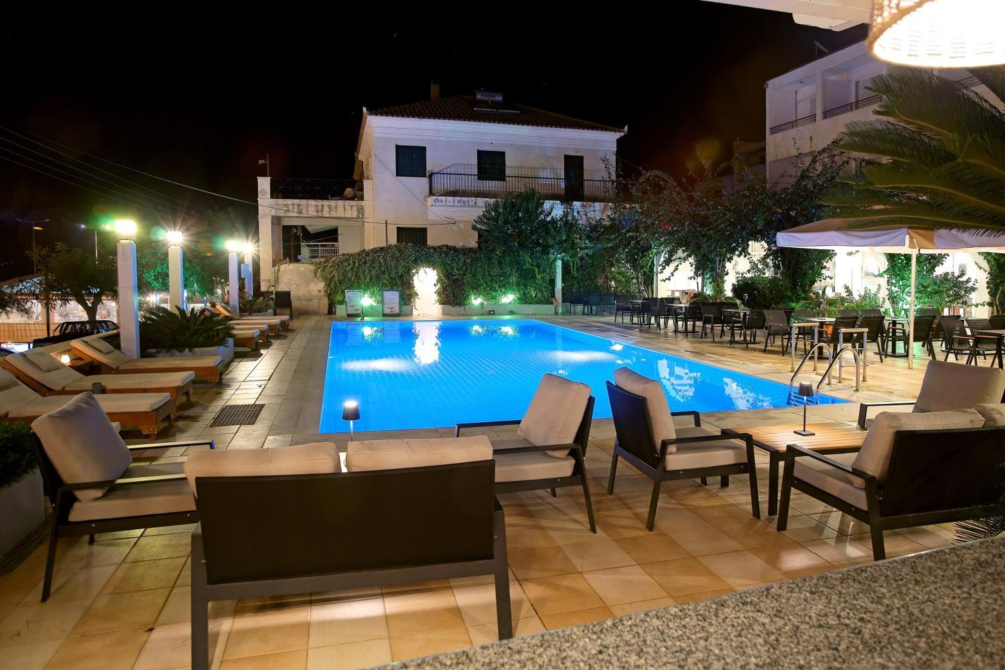 Kyparissia Beach Hotel Hotel 3*