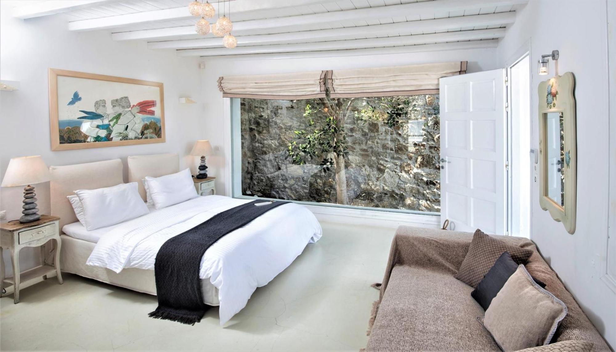 Manu Mykonos Next To The Quality Brand & Mykonos Town
