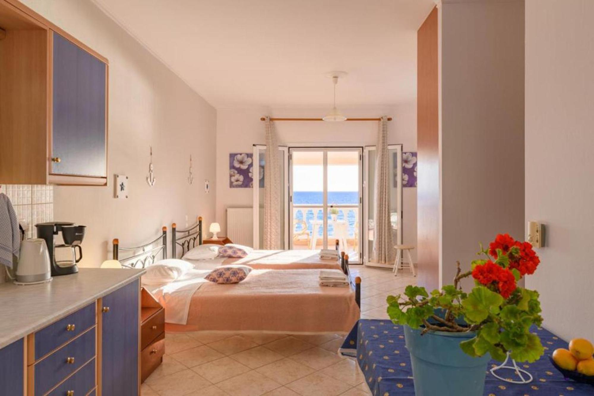 Beachfront House Tolis - Pelekas