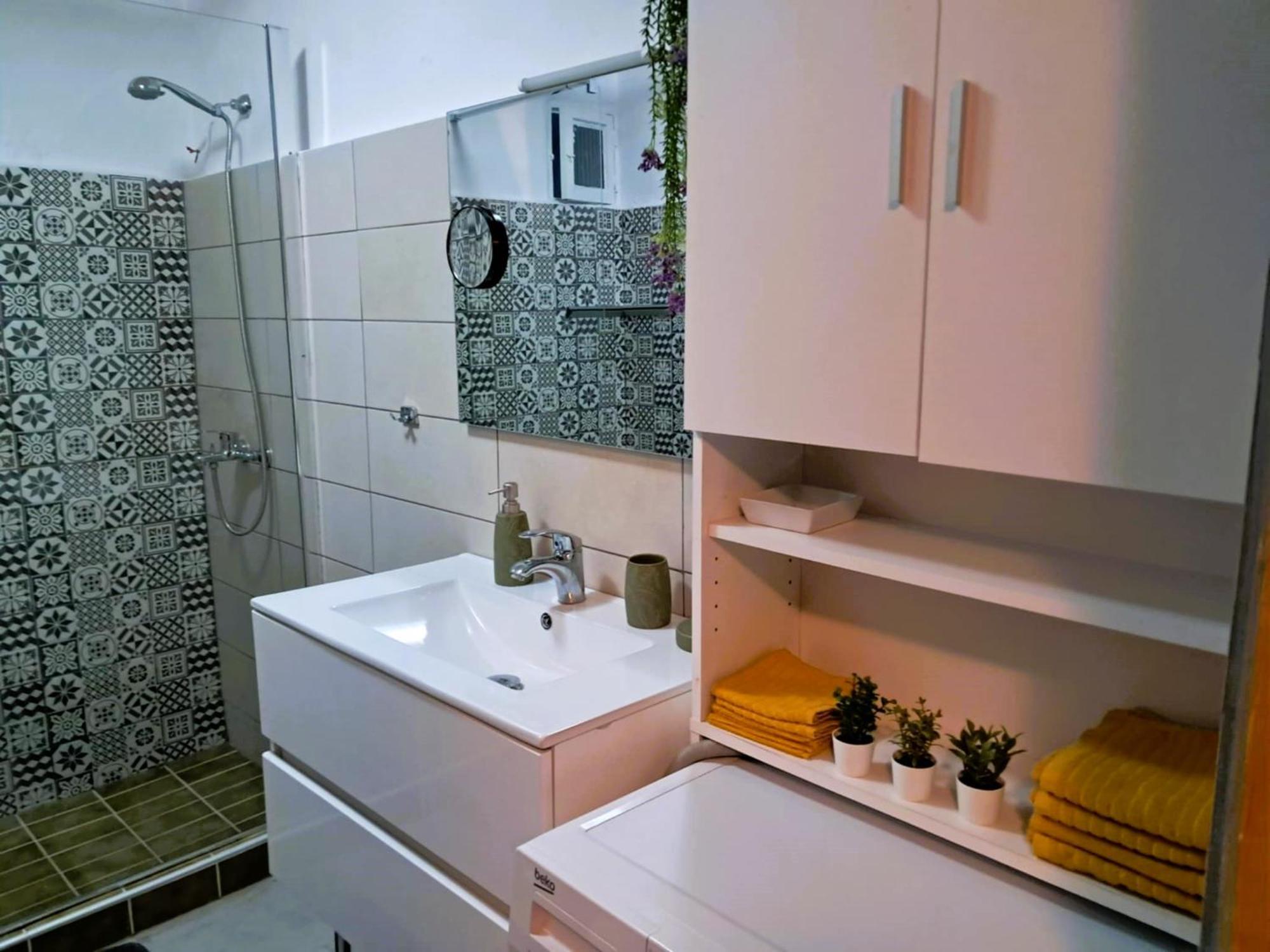 El-mi's Little House In Apartment *