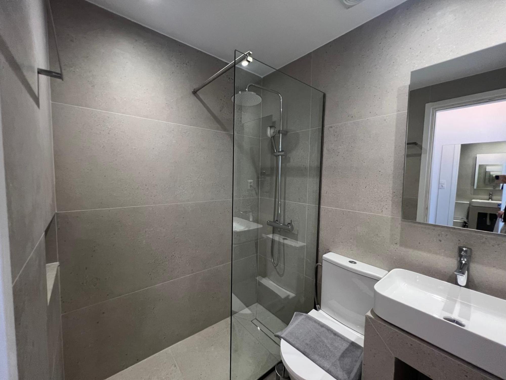 Bed & Breakfast Yaleena Residences