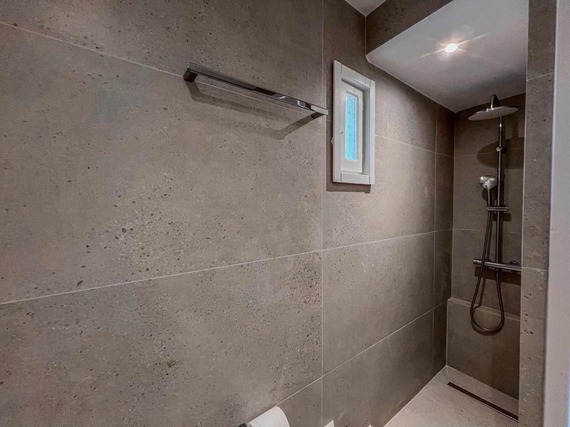 Yaleena Residences Bed & Breakfast Drios