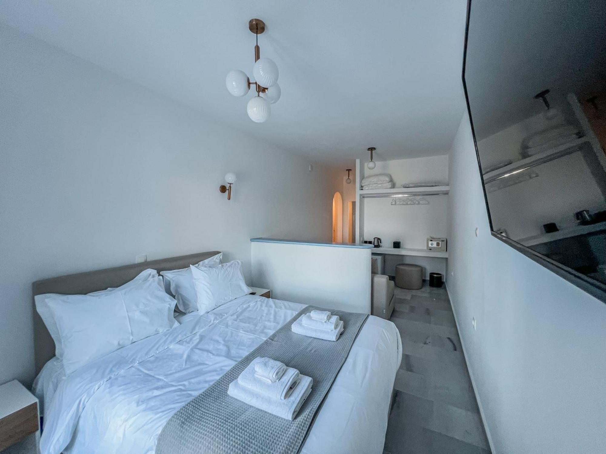 Yaleena Residences Drios