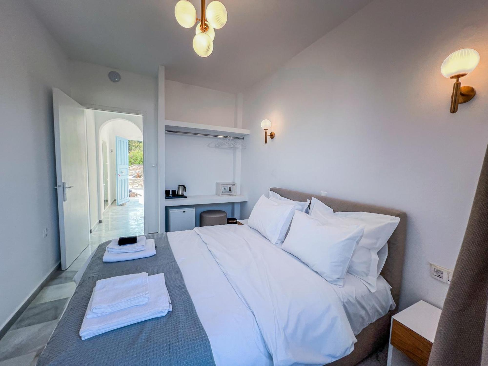 Yaleena Residences Drios