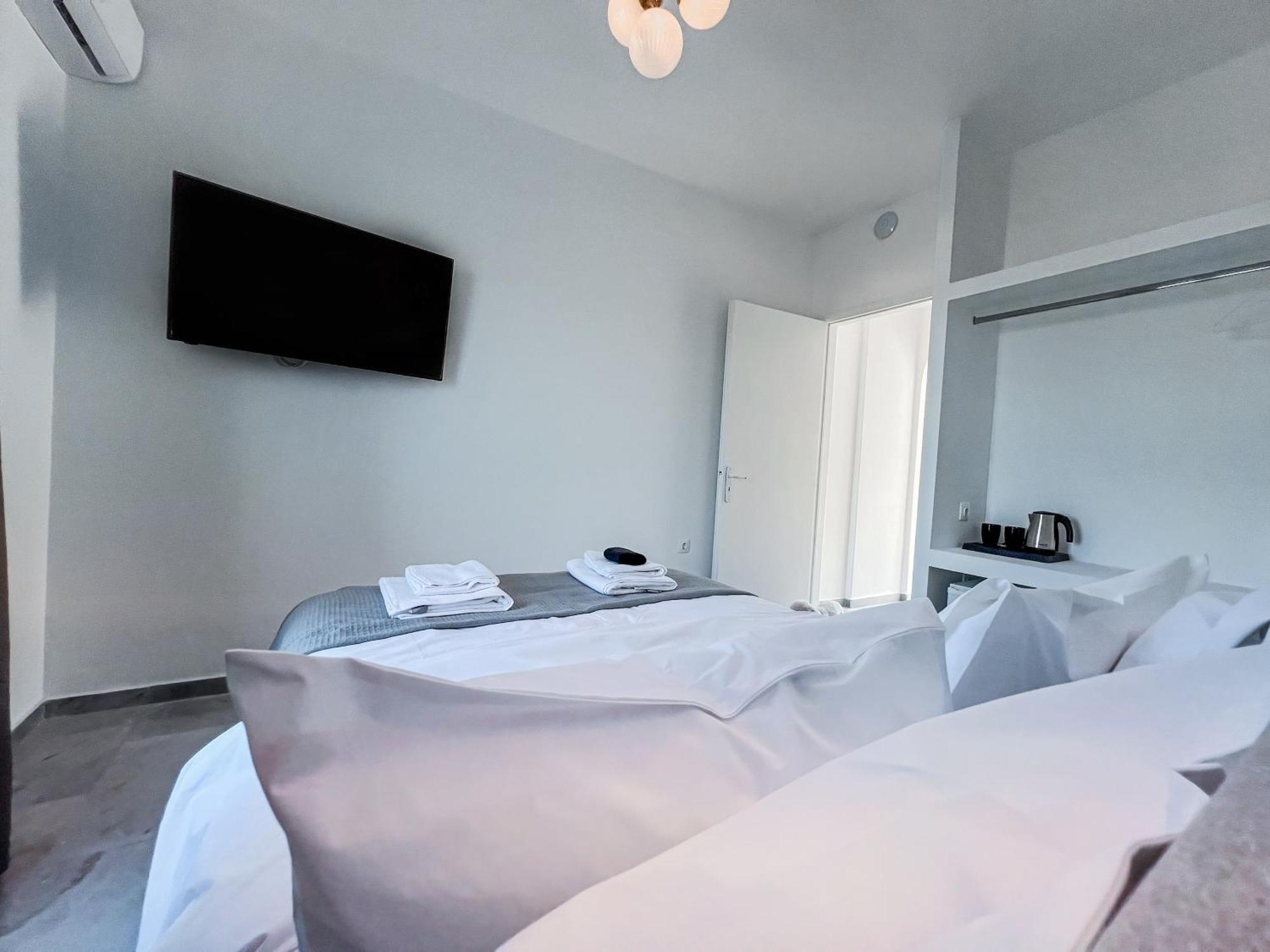 Bed & Breakfast Yaleena Residences