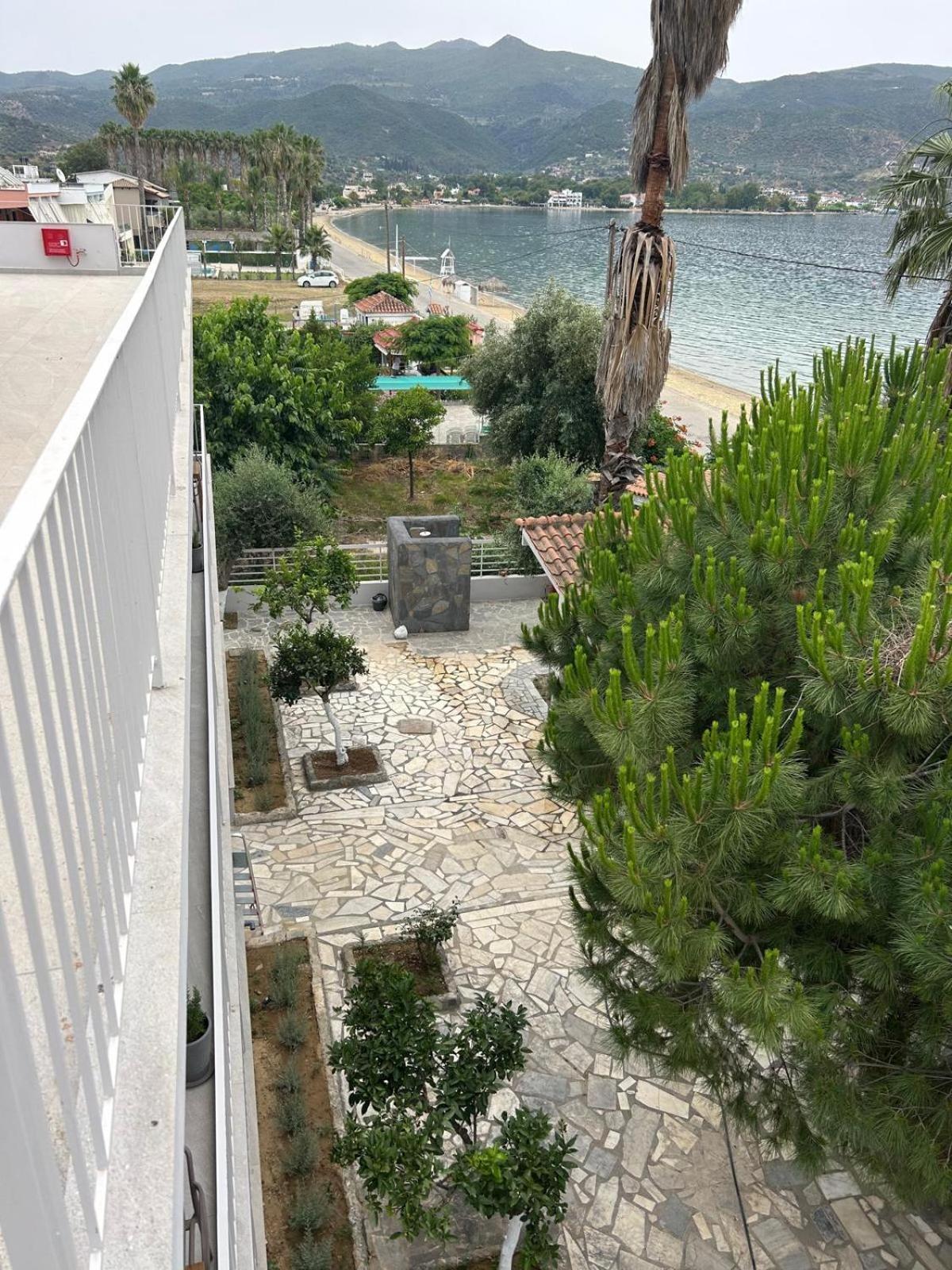 Evia Bay And Retreats