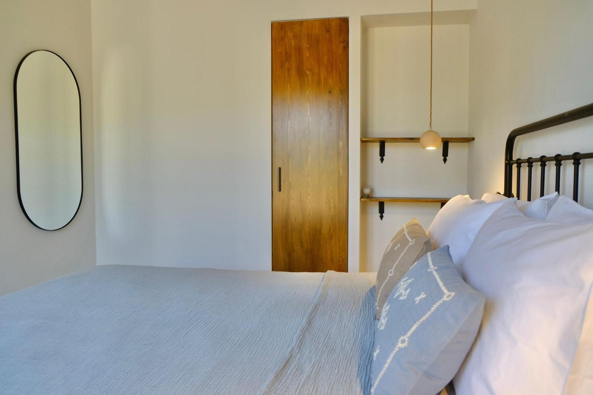 Aparthotel Evia Bay And Retreats
