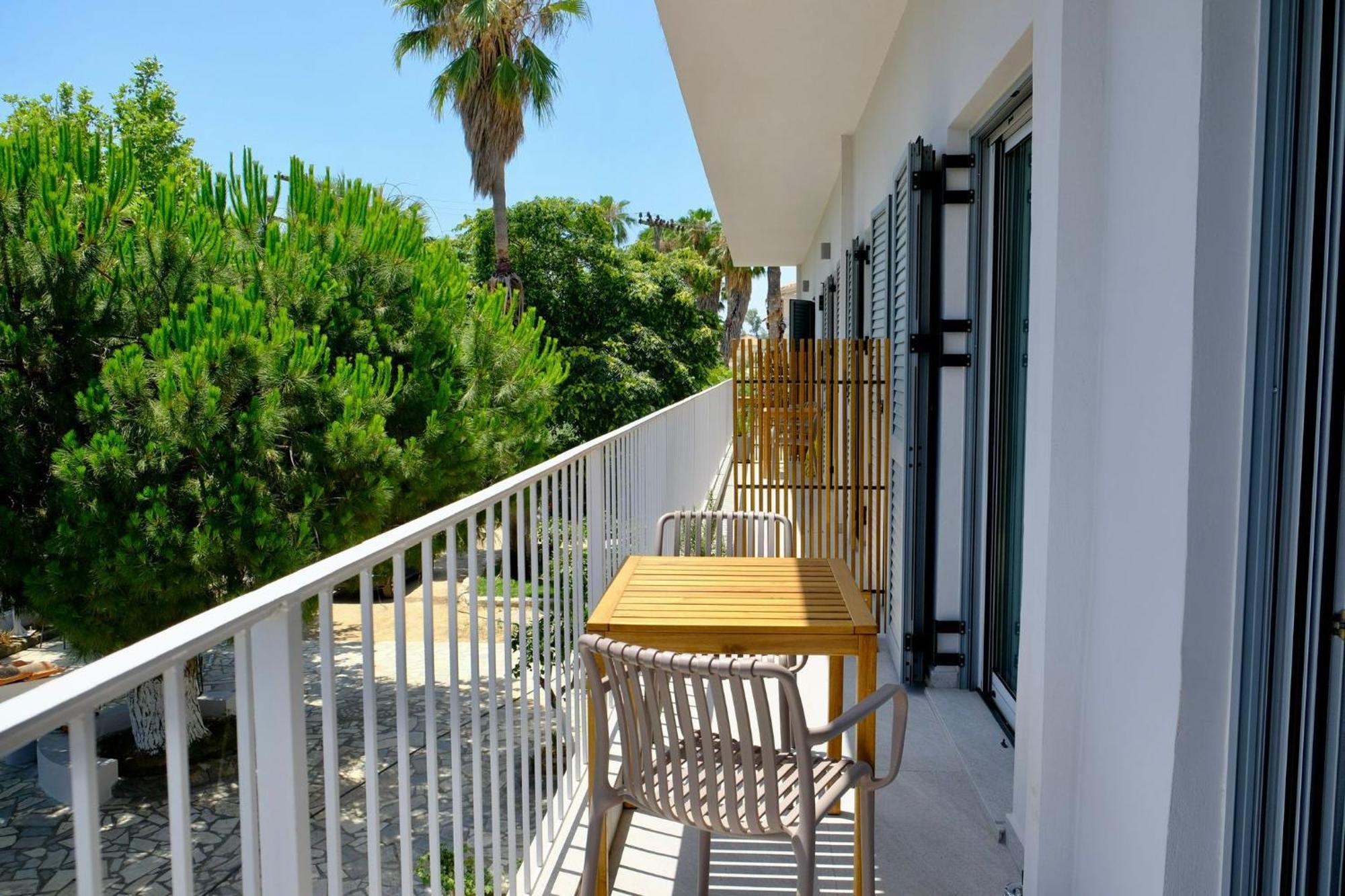 Evia Bay And Retreats Aparthotel *