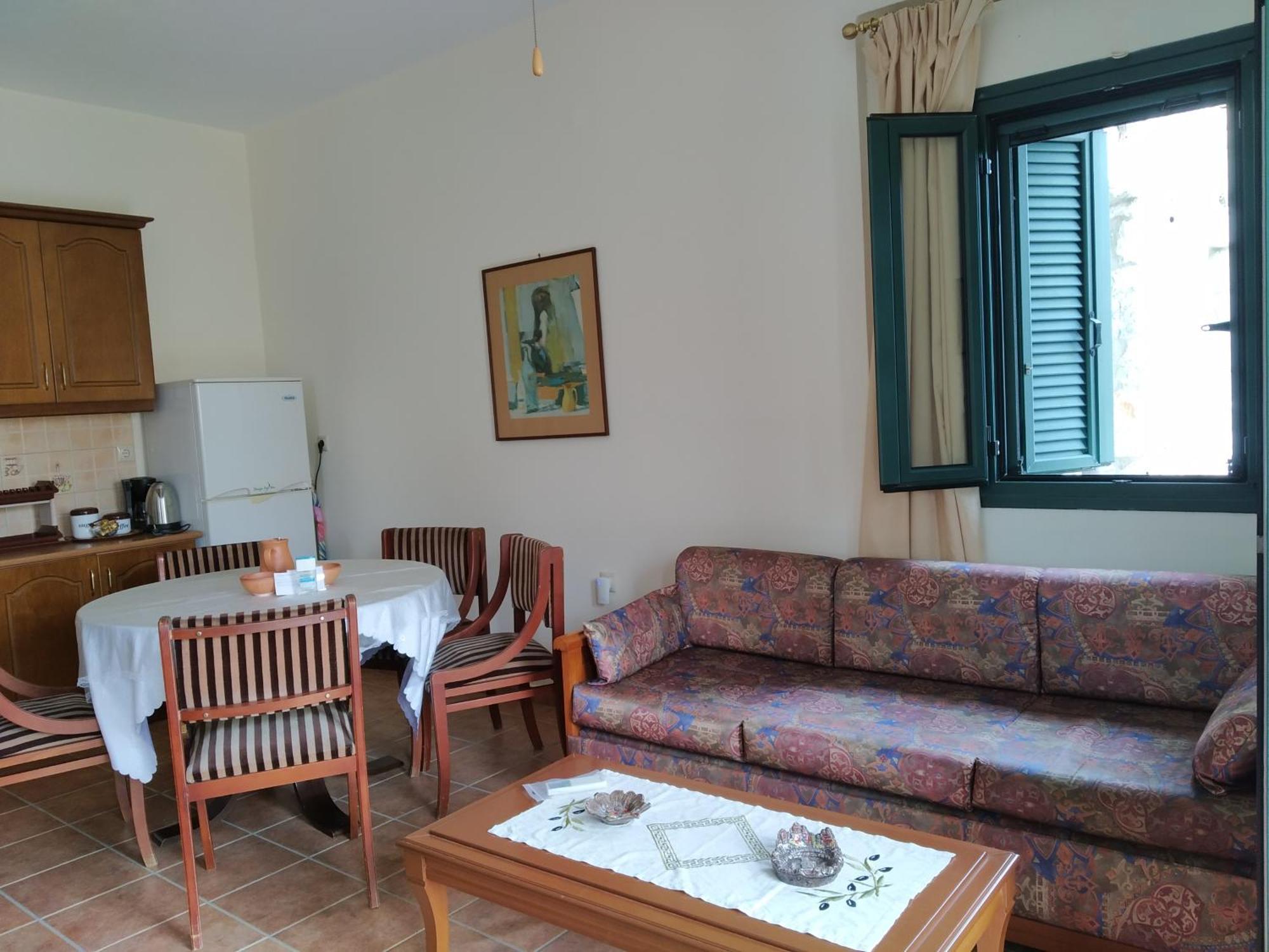 Aparthotel Vatoulia House Neo Oitilo