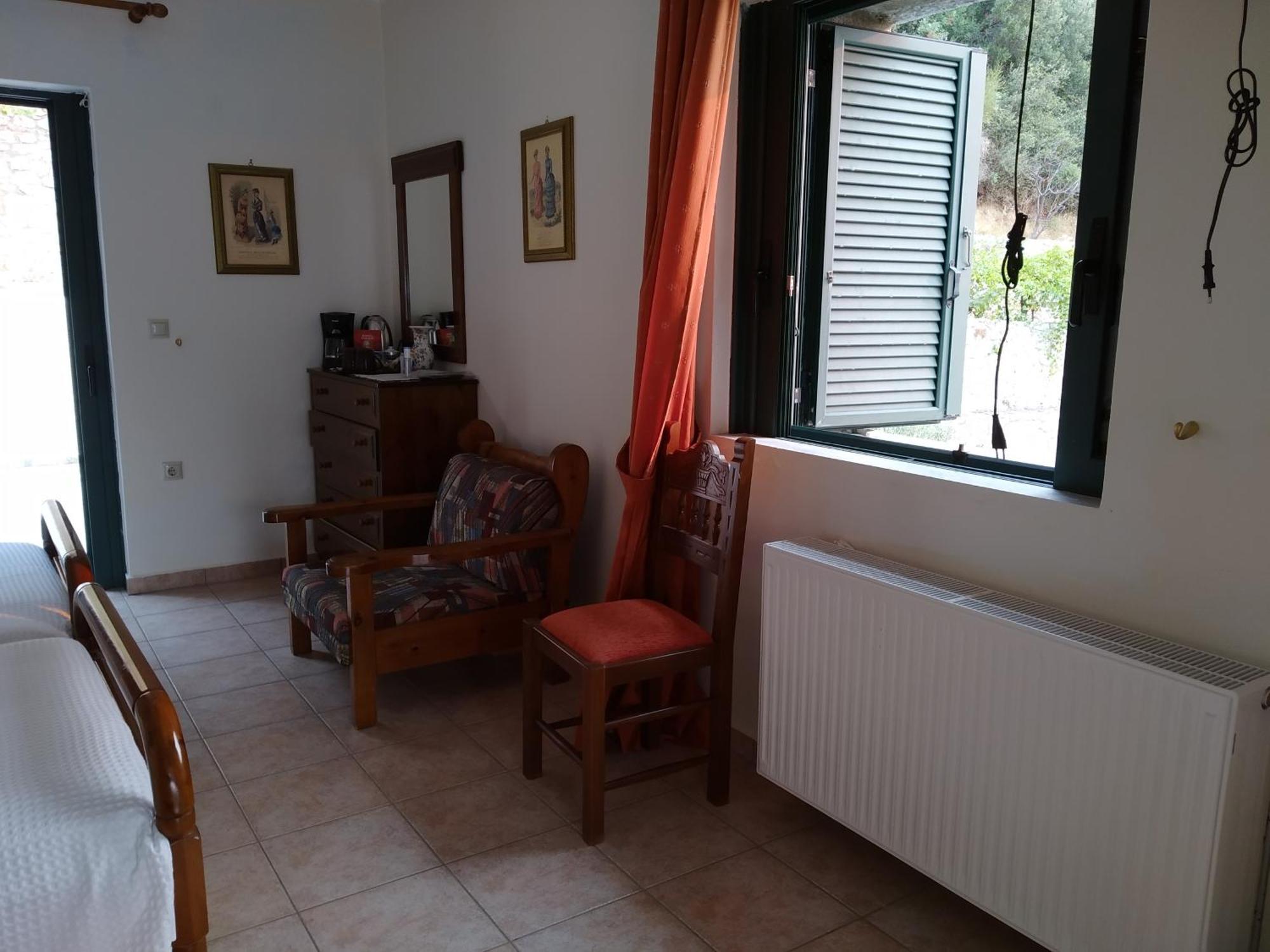 Vatoulia House *