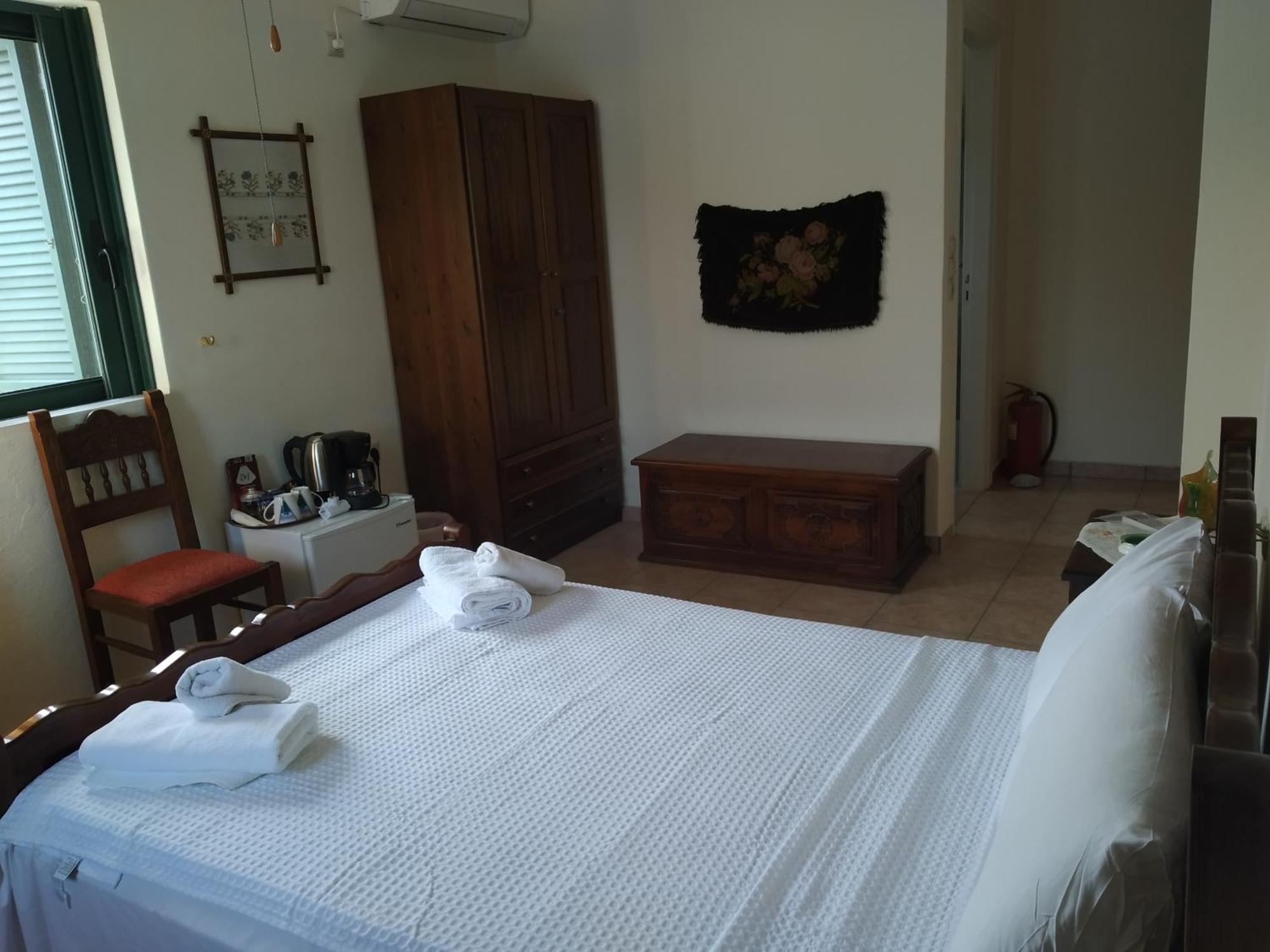 Aparthotel Vatoulia House