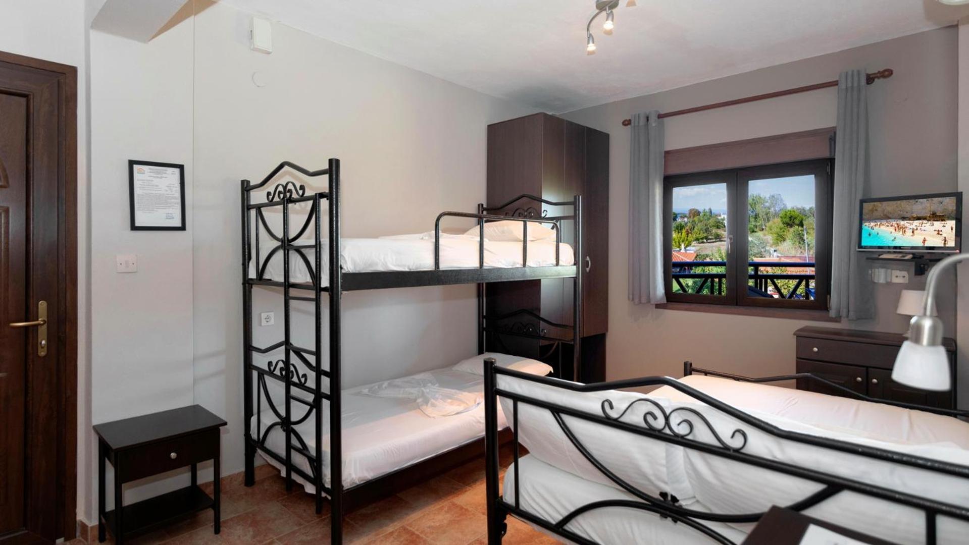 Katerina-Maria Studios & Apartments *