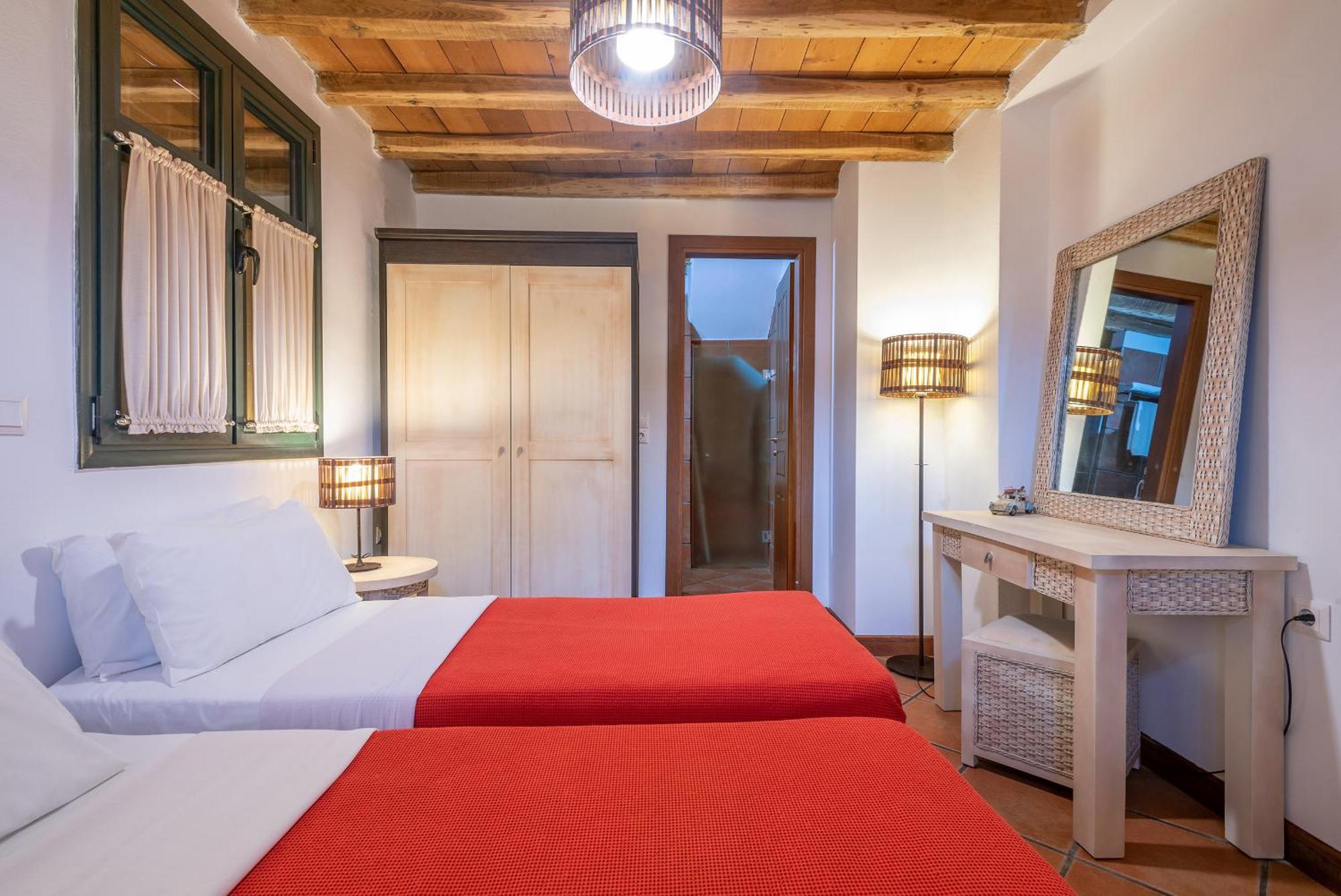 The Residences Varos