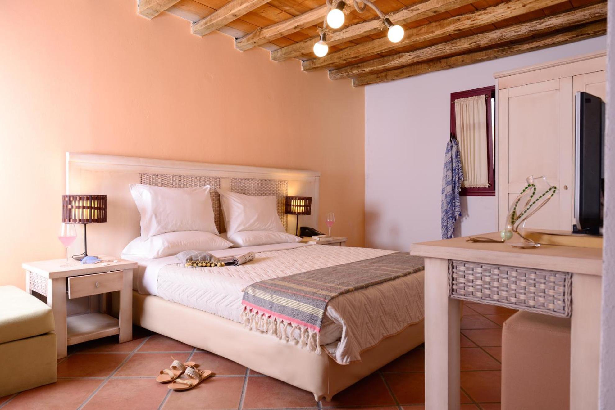 The Residences 4*