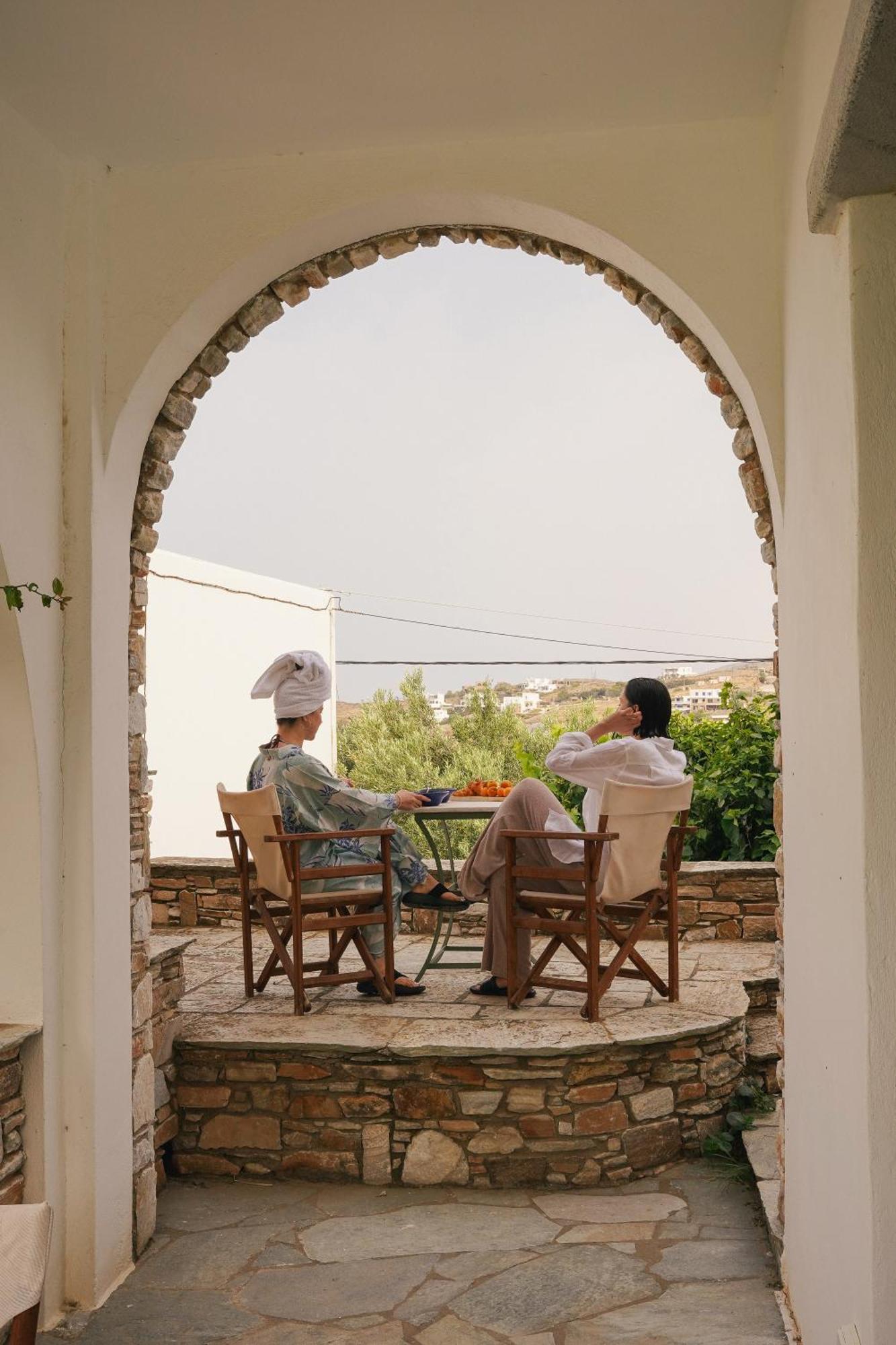 Romano Garden House - Land Tales Agios Romanos