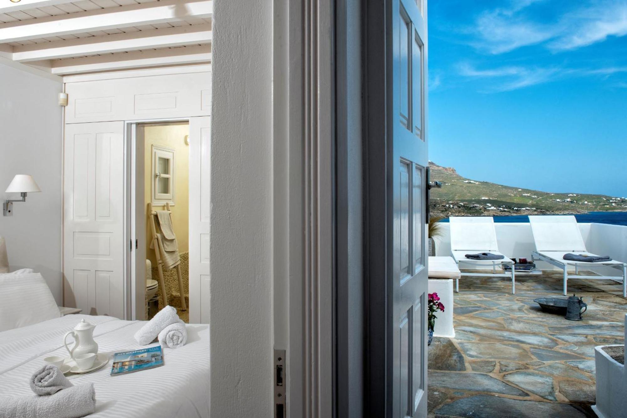 Manu Mykonos Next To The Quality Brand & * Mykonos Town