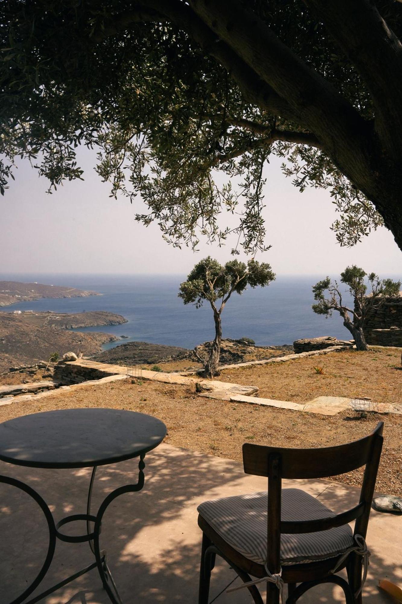 Avdos' Olive House - Land Tales Agios Romanos