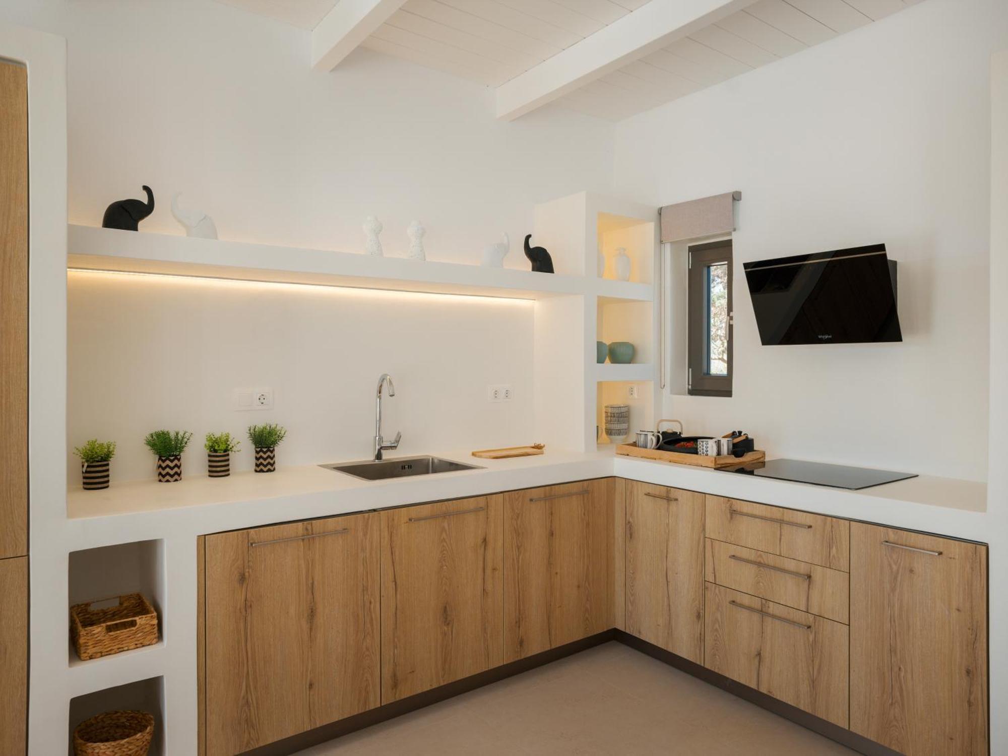 Noble Pearl Paros