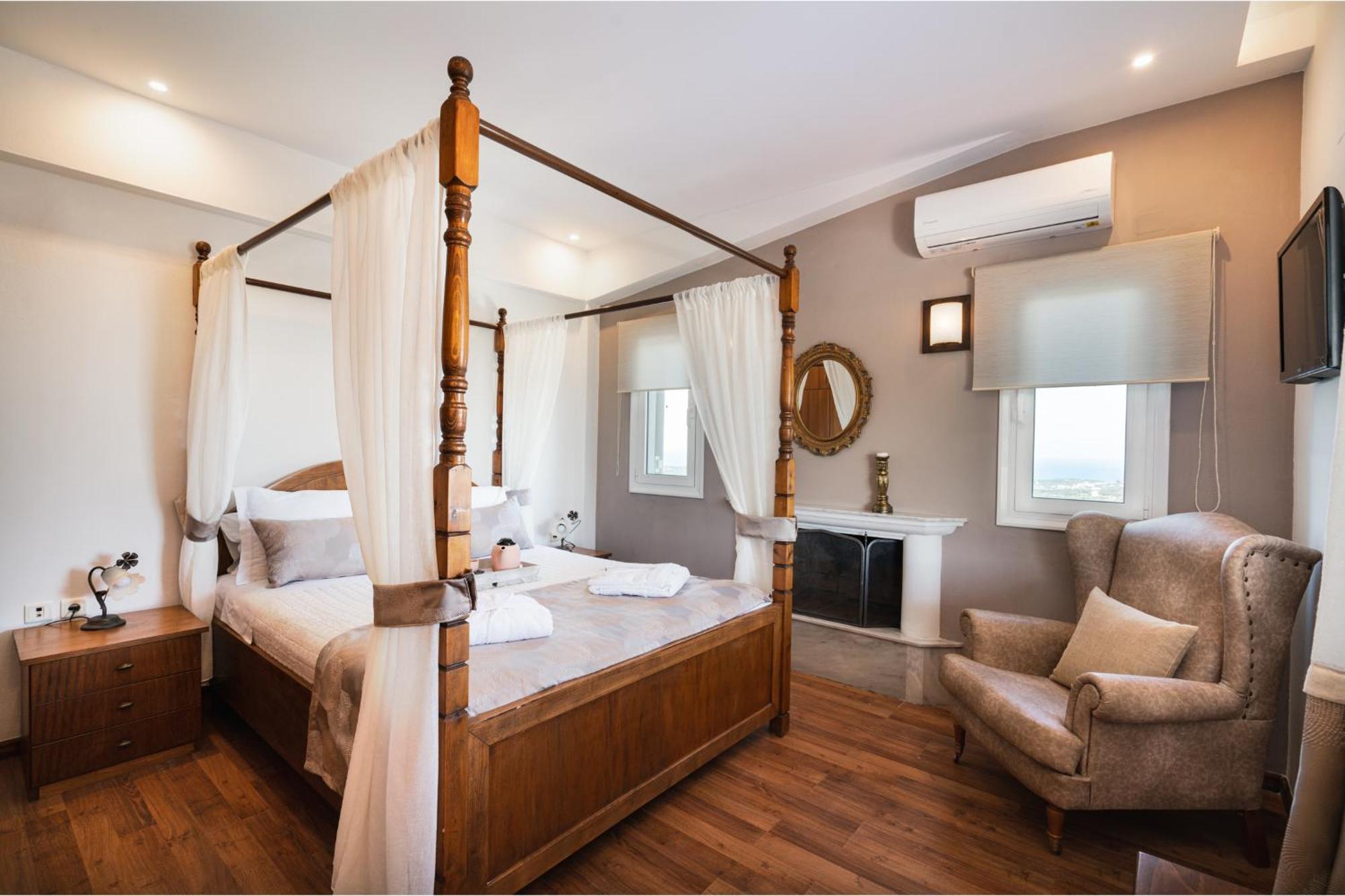 Villa Luxurious - Private Pool, Jacuzzi, Sauna, & Gym - 13km To Rethymno Center Kirianna