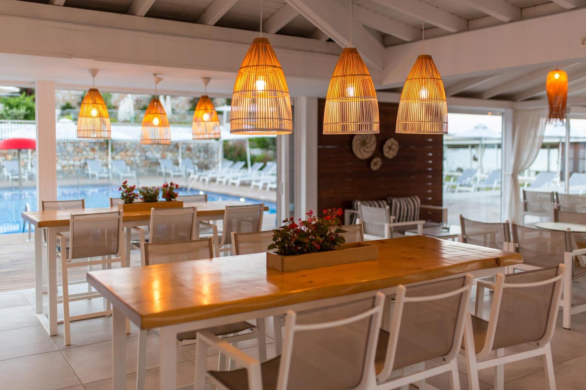 Kassandra Bay Resort, &