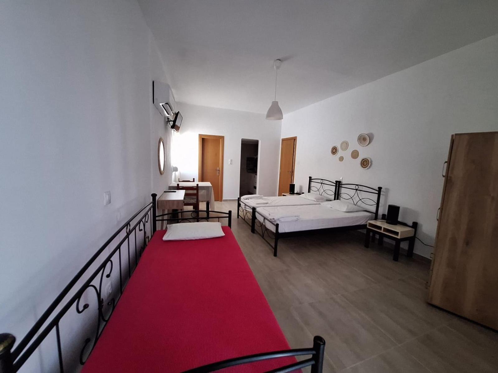 Aparthotel Nikos