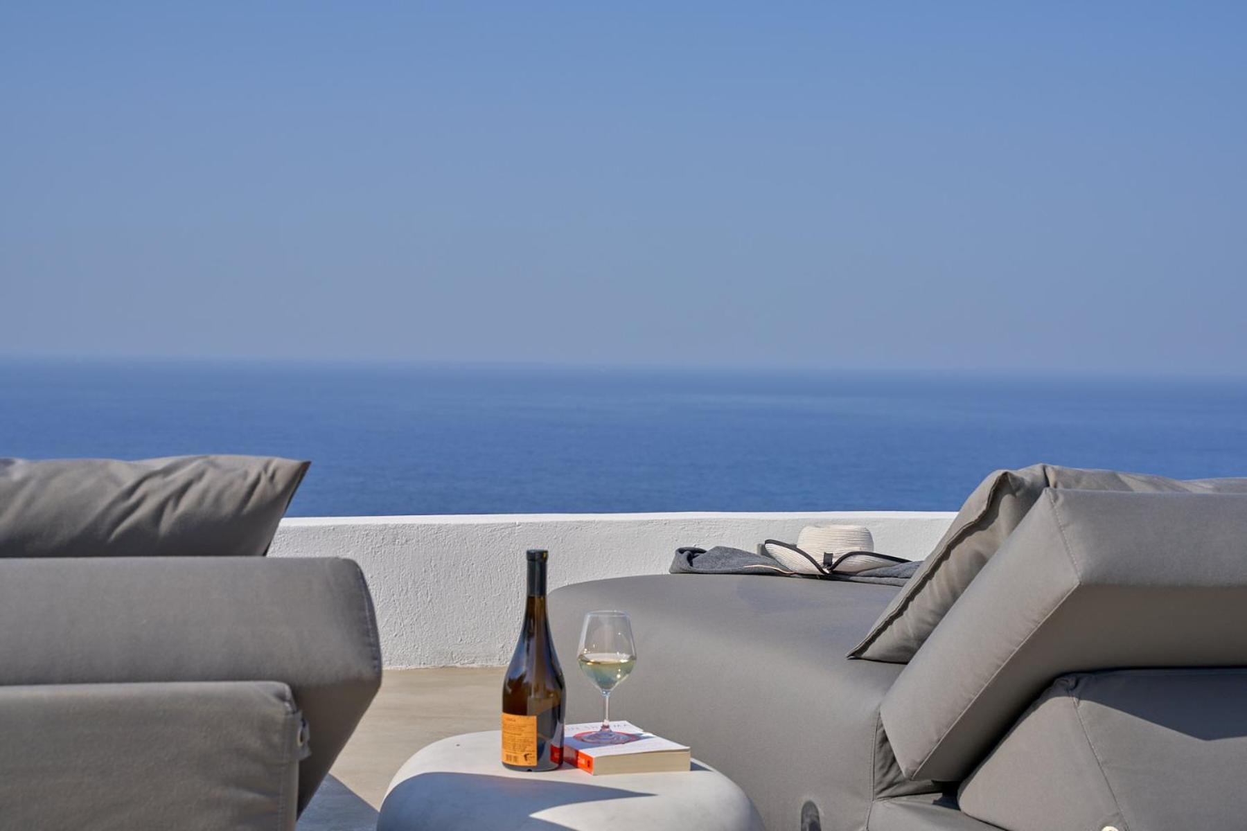 Topos Exclusive Santorini