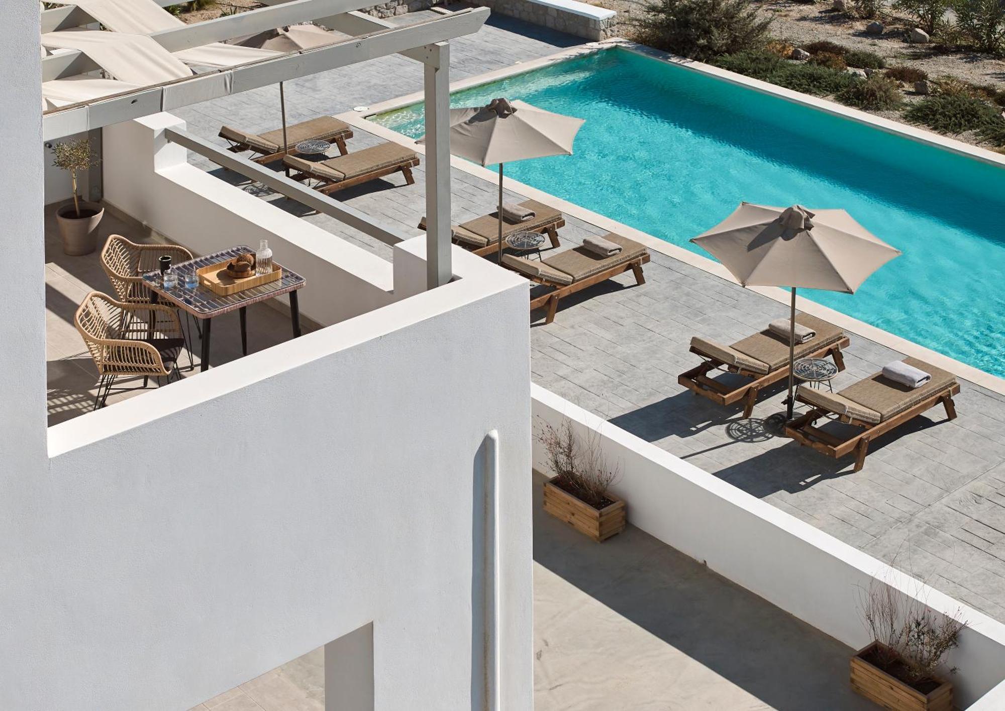 Aparthotel Kedros Milos Suites *