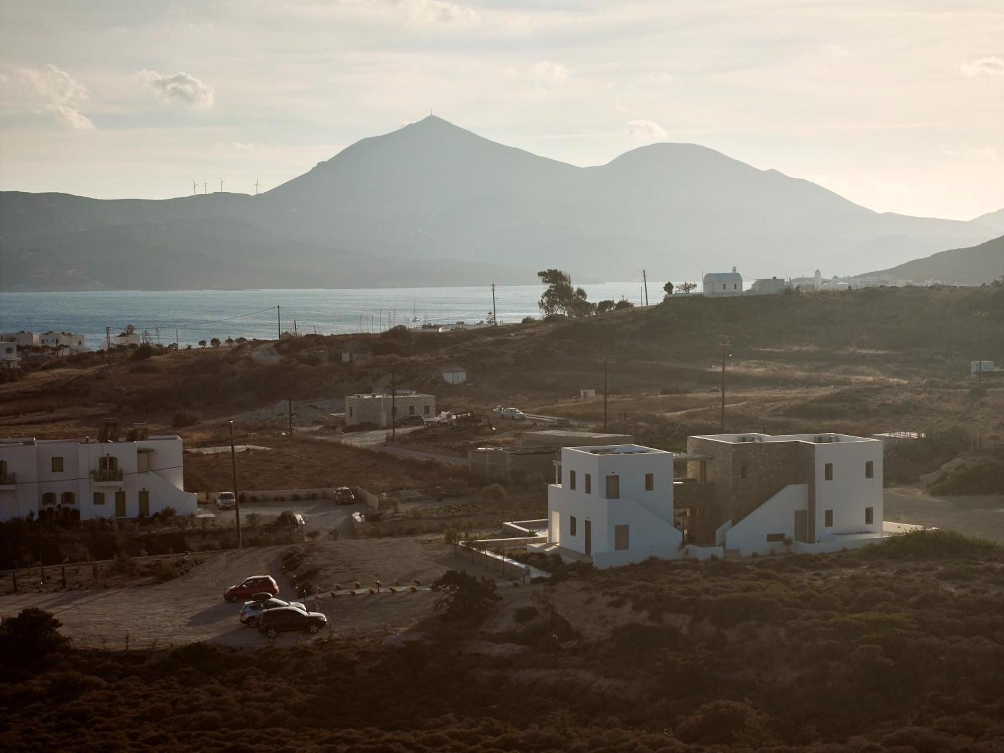 Kedros Milos Suites Aparthotel Adamantas (Milos)