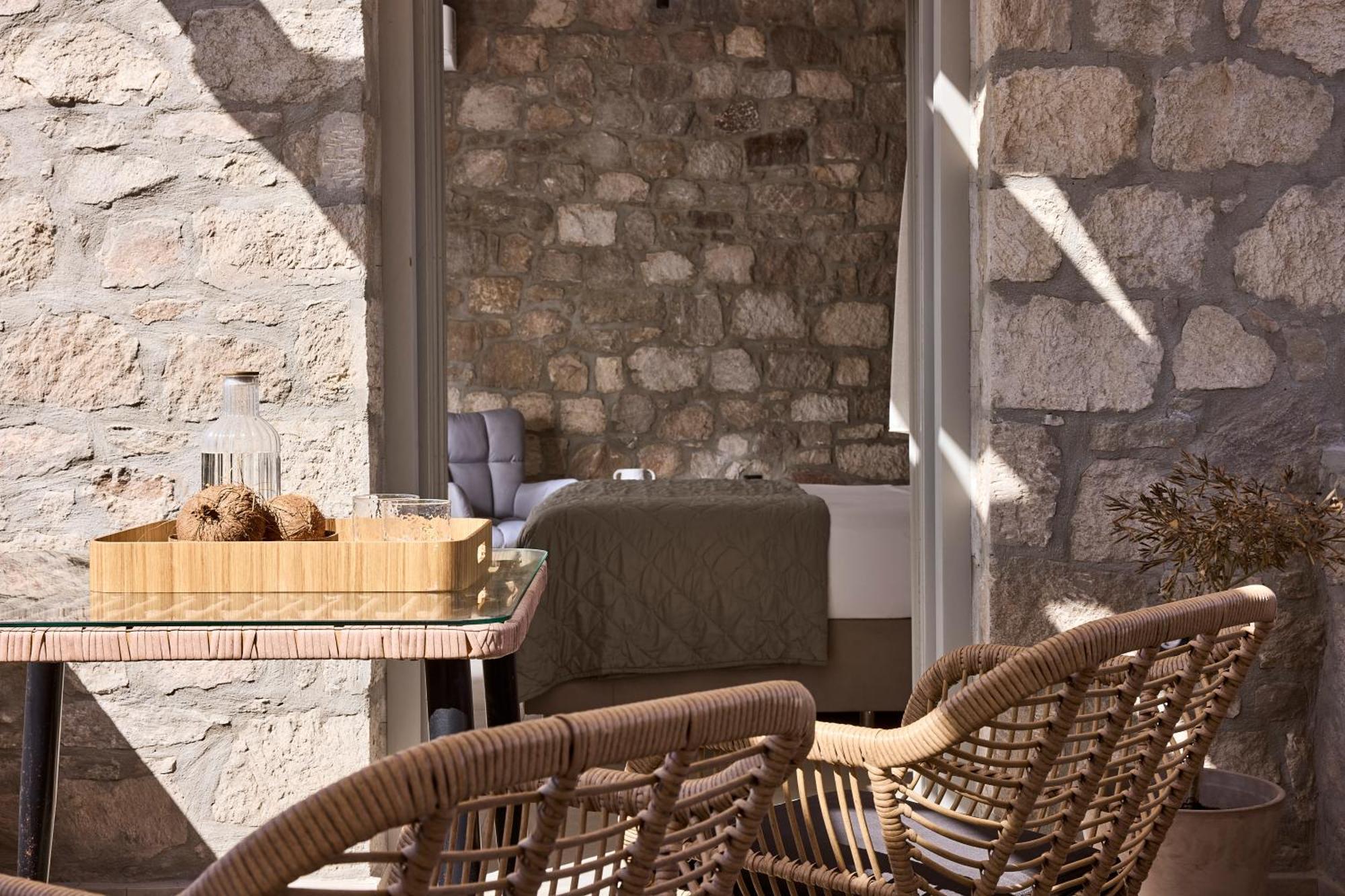 Kedros Milos Suites * Adamantas (Milos)