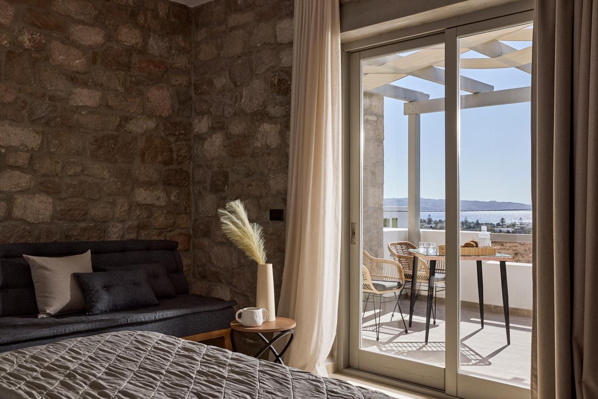 Kedros Milos Suites Adamantas (Milos)