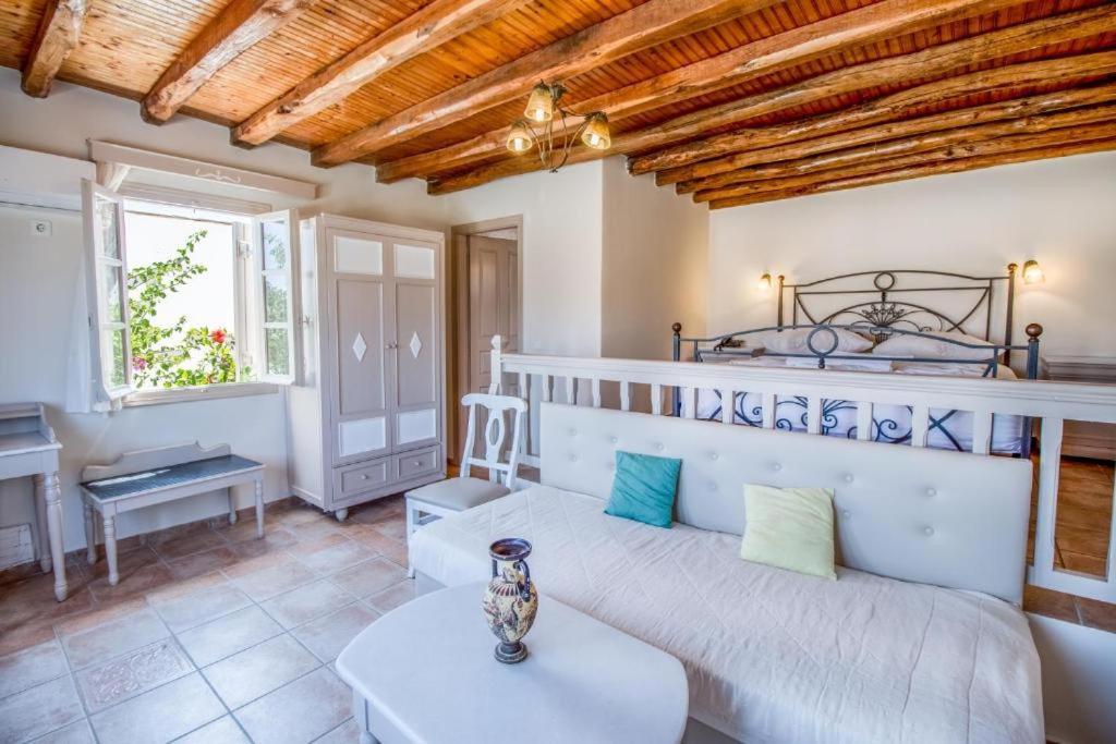 Hotel Naxos Magic Village 3*