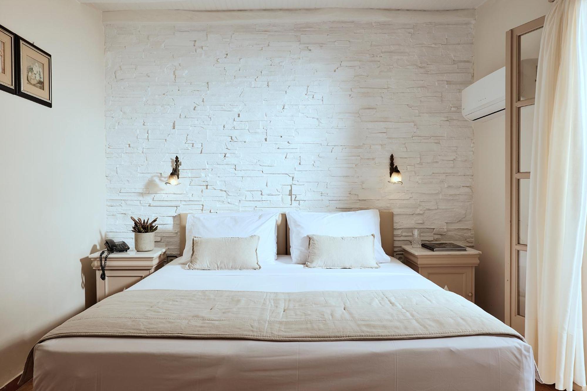 Naxos Magic Village 3*