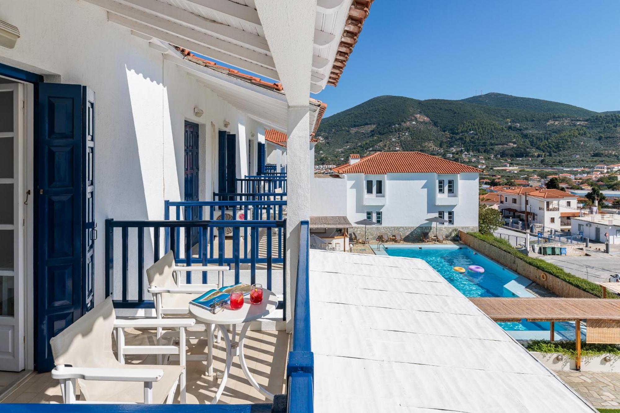 Aperitton Hotel