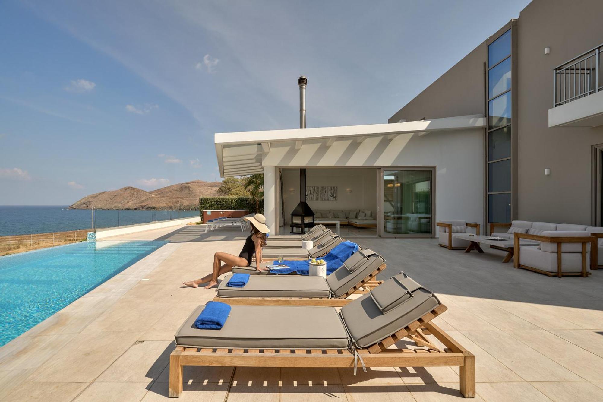 Thalassa Residence, Pool, Whirlpool & Seaviews, By Thinkvilla Panormos (Crete)