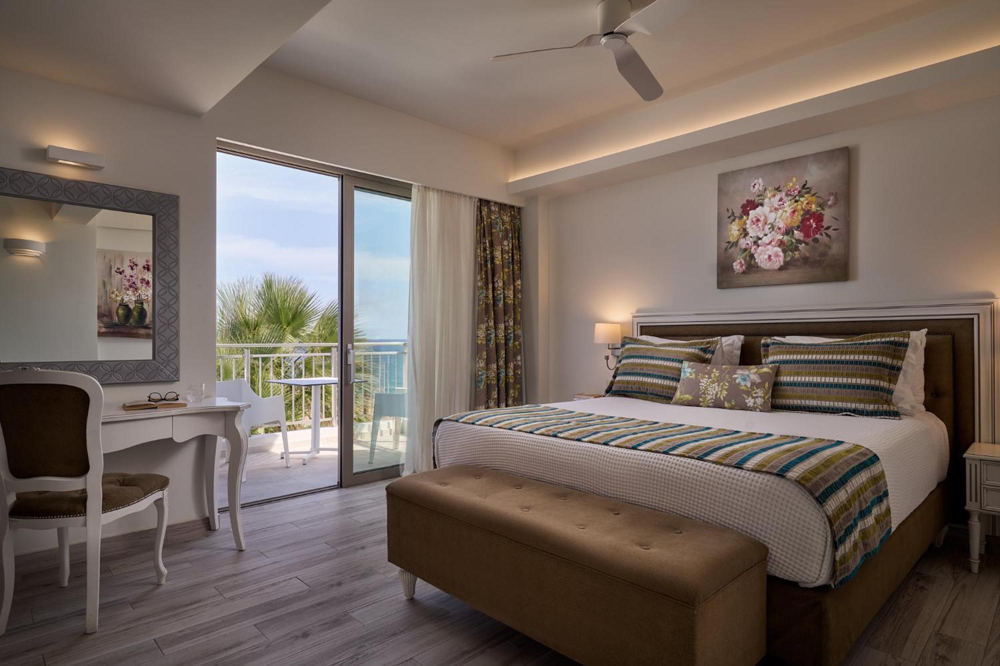 Thalassa Residence, Pool, Whirlpool & Seaviews, By Thinkvilla