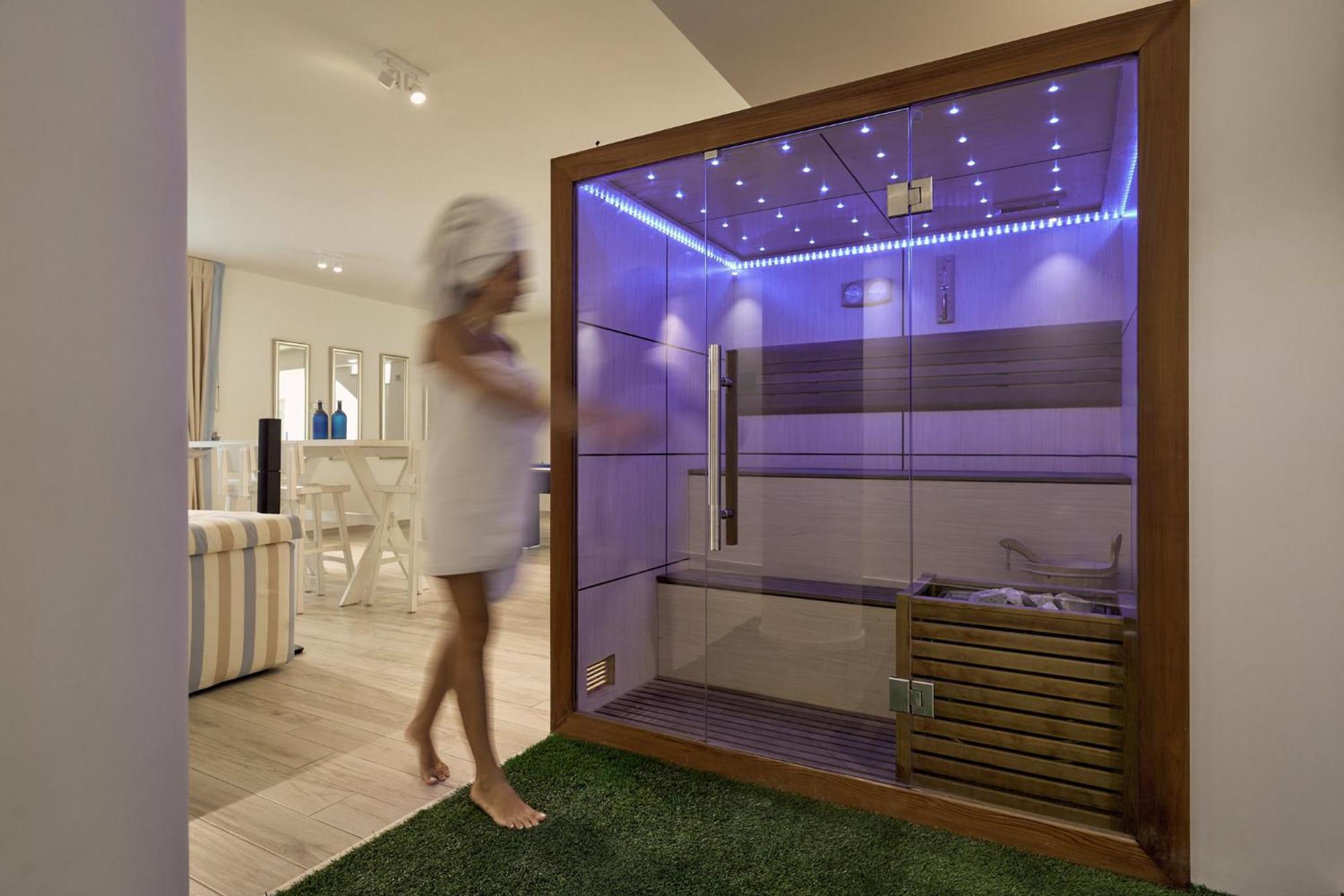 Thalassa Residence, Pool, Whirlpool & Seaviews, By Thinkvilla Villa *