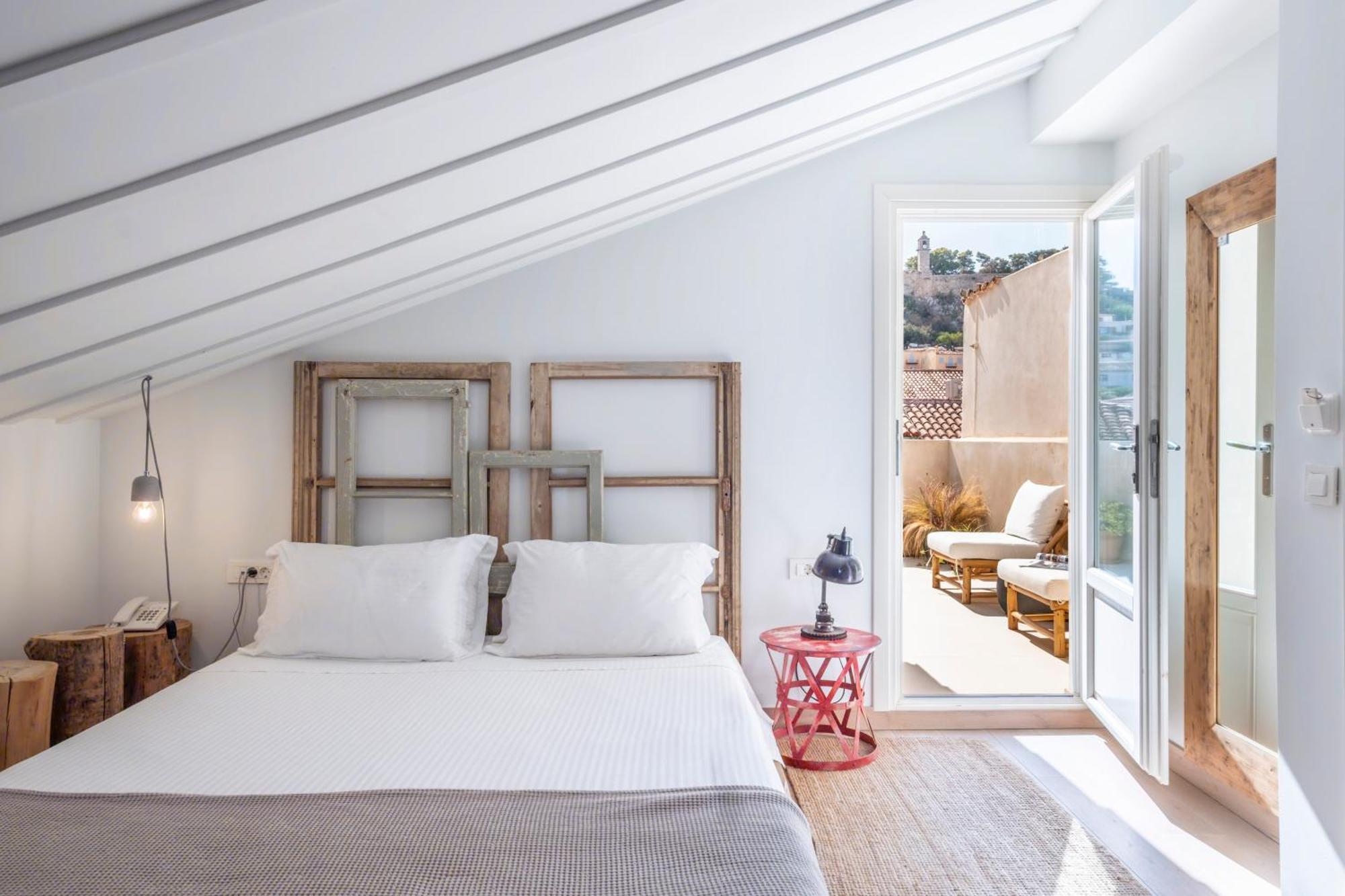 Amymone Guest house