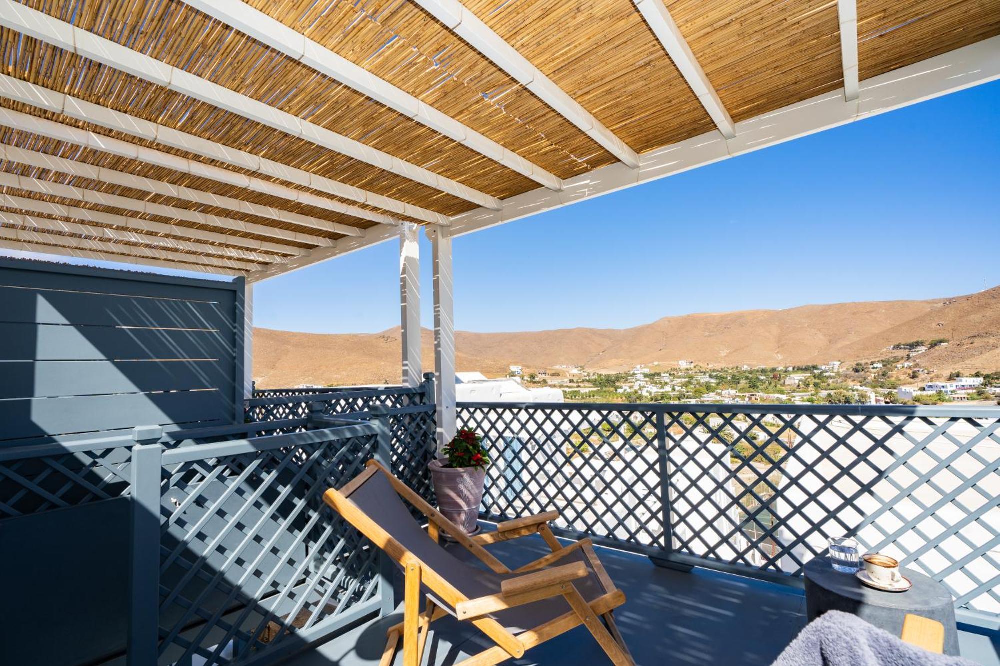 5 Traditional Hotel *