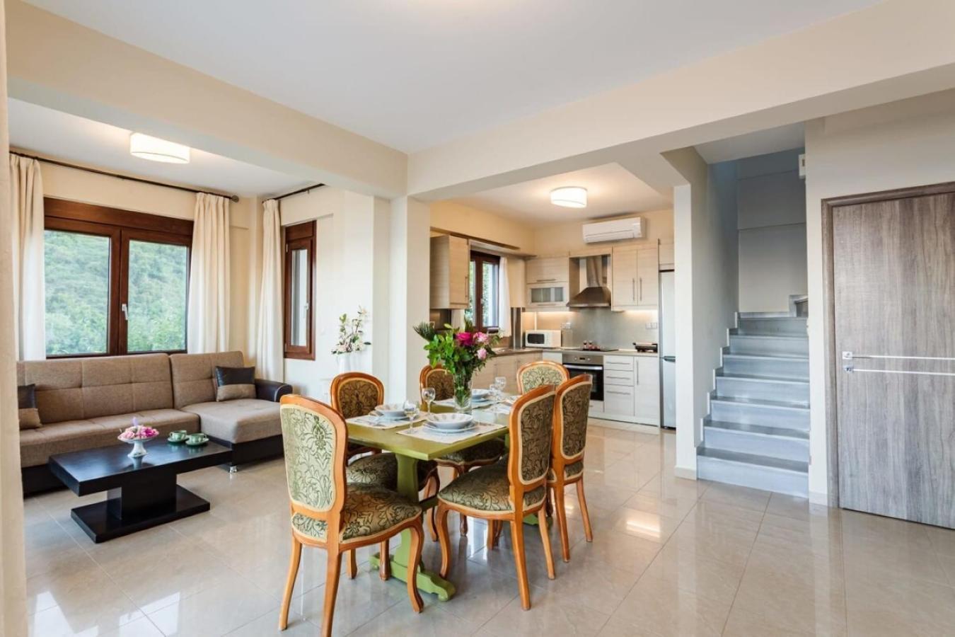 Holiday home Armonia - Beachfront Majestic Retreat